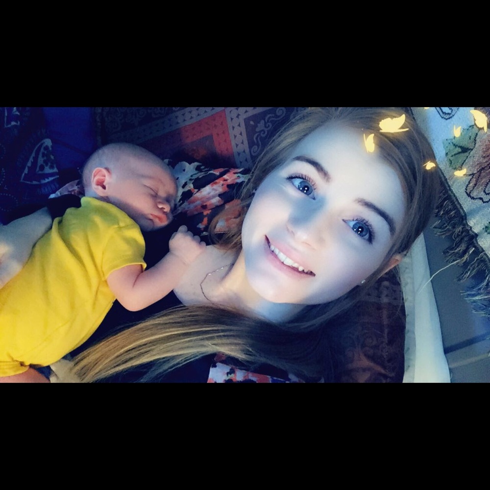 Meet your Posher, Cortney